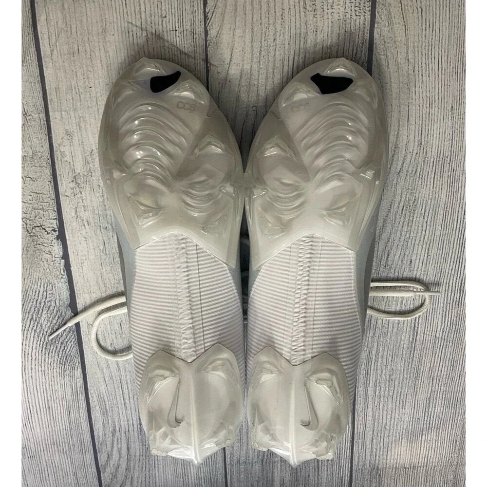 White Nike Vapor Edge Pro Men’s Football Cleats Shoes, Size Adult 8.5